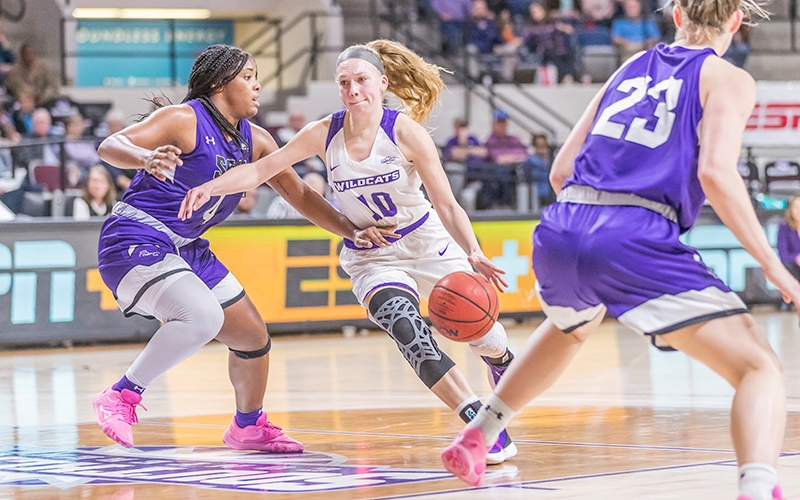 Senior guard Breanna Wright leads the ACU women into the quarterfinals of the conference tournament. 